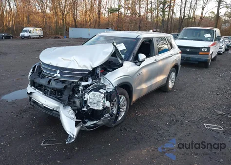 2025 Mitsubishi Outlander Phev Es S-Awc from USA, damaged, VIN JA4T5UA9XSZ001555